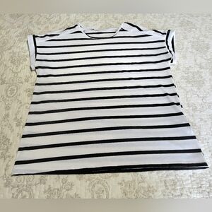 SHEIN Black and White Striped Short Sleeve Tee Size Large